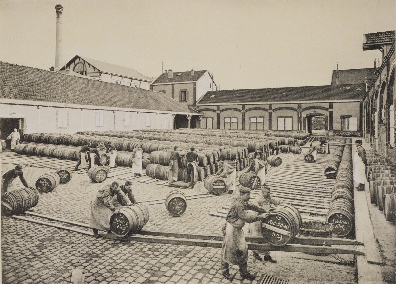 Wkładanie wina do beczek, z „La France Vinicole”, wydanego przez Moet und Chandon, Epernay (fotolitho) autorstwa E.M. Choque