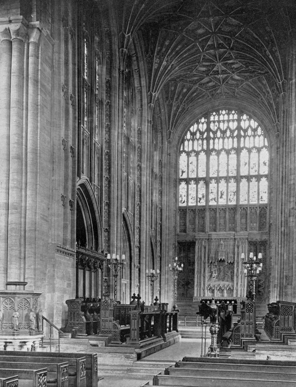 Chór, Opactwo Sherborne, Dorset, 1924-1926. autorstwa E. Bastard