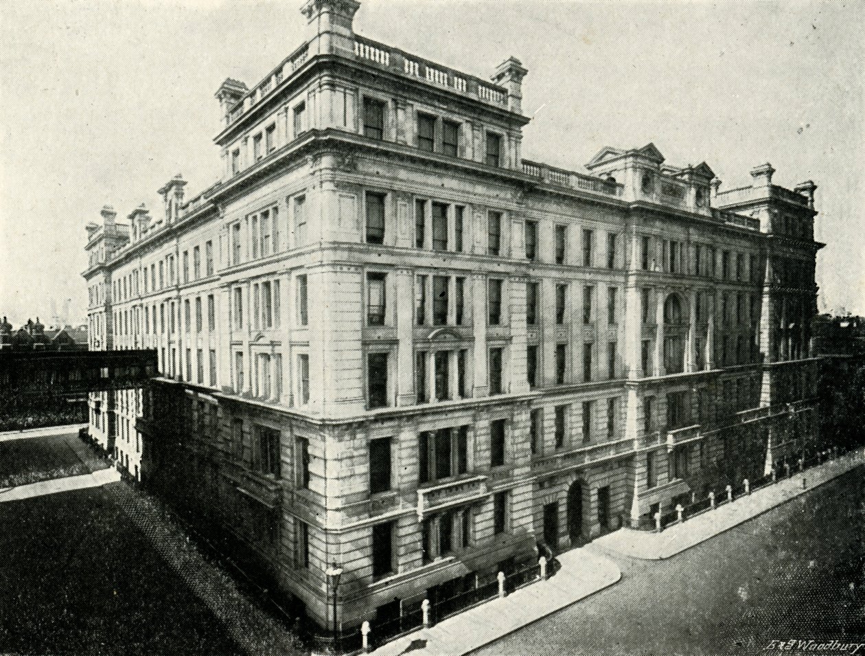 Główny Urząd Pocztowy - Nowy Budynek Północny, c1897 autorstwa E. and S. Woodbury