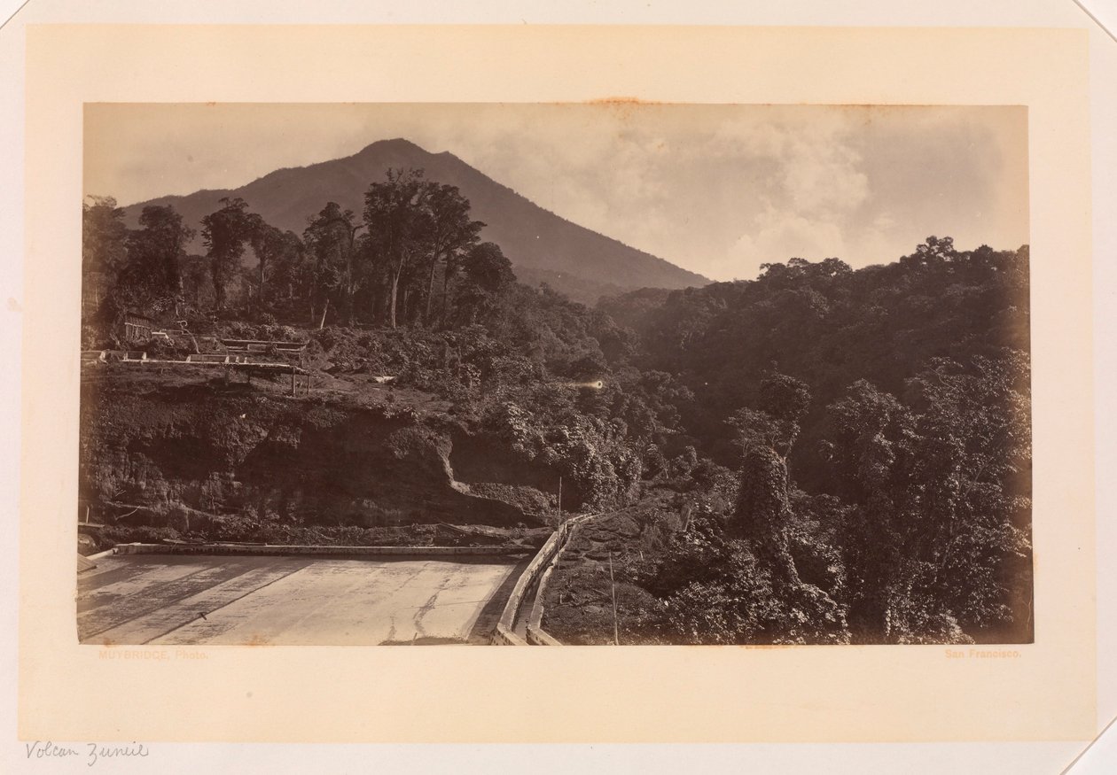 Wulkan Zunil, Gwatemala autorstwa Eadweard Muybridge