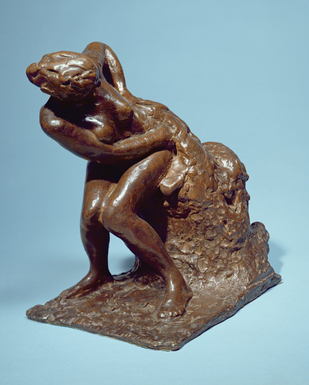Kobieta siedząca susząca lewy bok (brąz) (zob. też 351902) autorstwa Edgar Degas