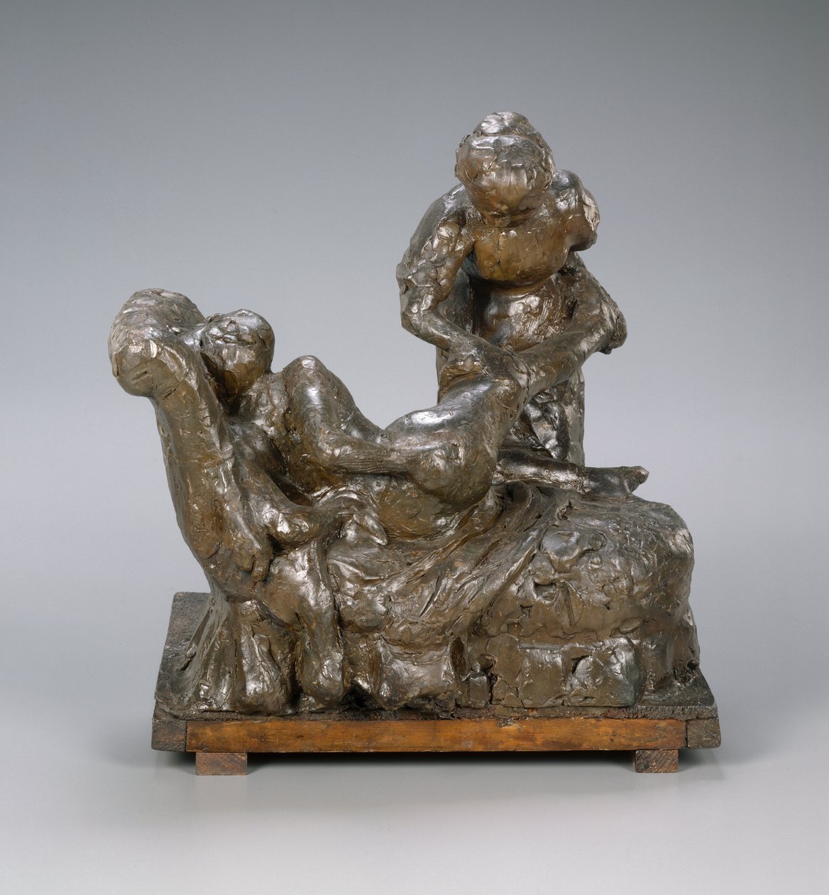 Grupa Masażystka, ok. 1895 (plastilina, metalowa armatura, drewno, korek, na drewnianej podstawie) autorstwa Edgar Degas