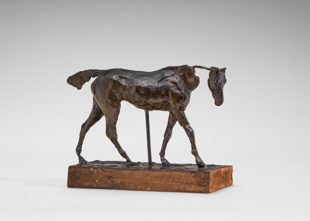 Chodzenie konia pełnej krwi angielskiej, brak części szyi, początek lat 70. XIX wieku. autorstwa Edgar Degas