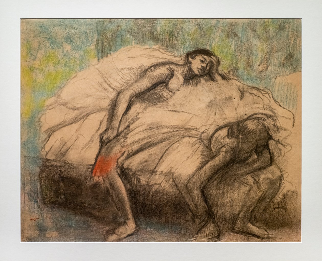 Dwóch tancerzy w spoczynku. 1890-1895. Węgiel, pastelowe refleksy na papierze. autorstwa Edgar Degas