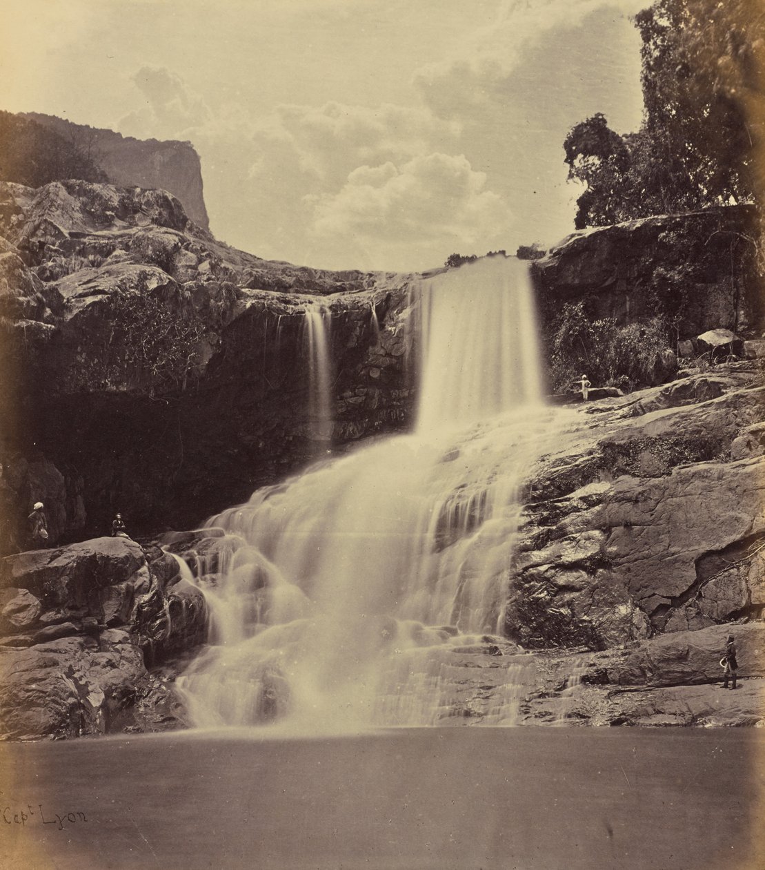 Sentinel Falls autorstwa Edmund David Lyon