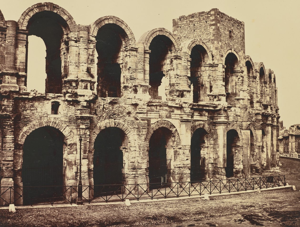 Arles. Amfiteatr autorstwa Édouard Baldus