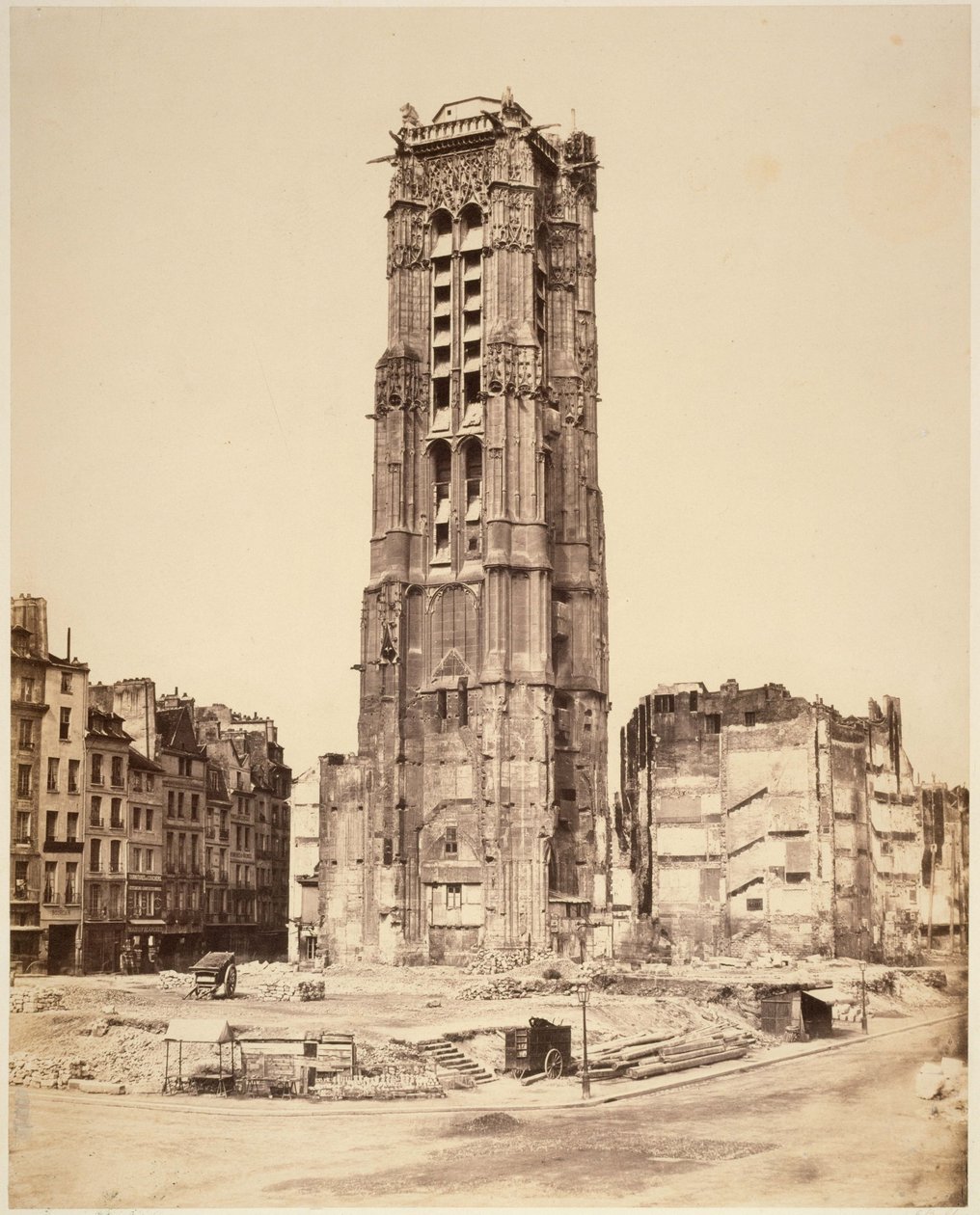 Wieża Saint-Jacques przed restauracją. 4. dzielnica, Paryż. autorstwa Édouard Baldus