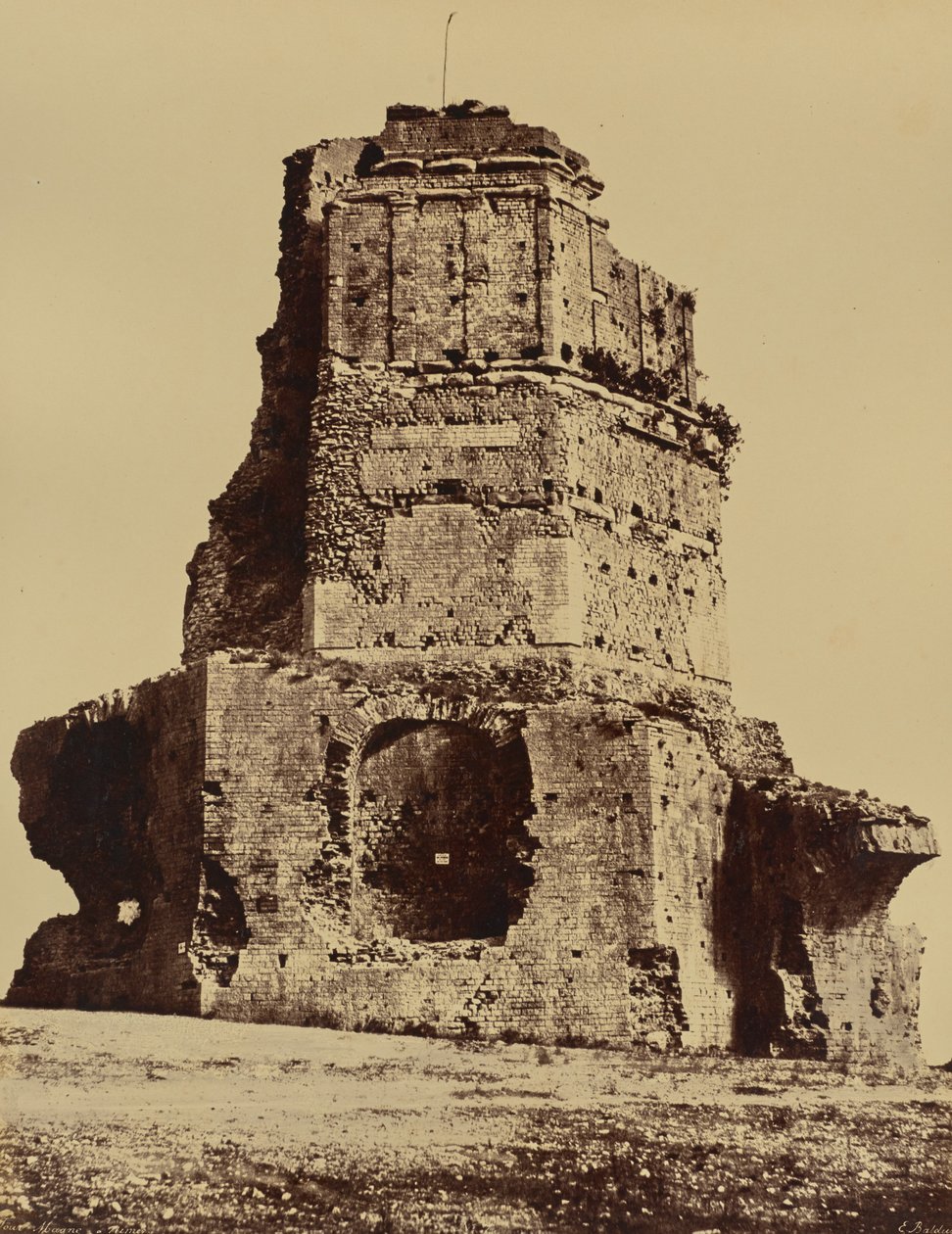 Nîmes. Tour Magne autorstwa Édouard Baldus