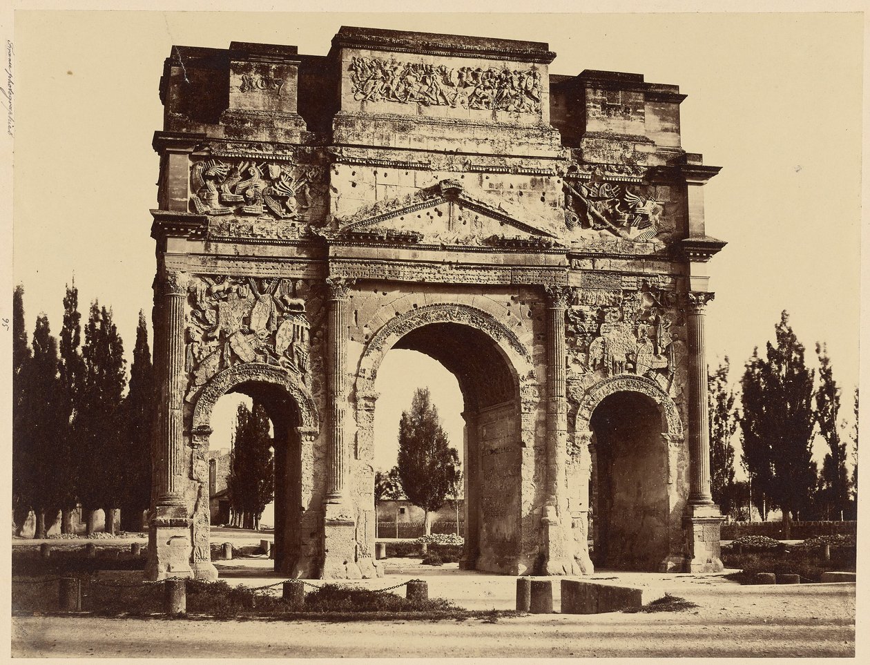 Łuk rzymski, Orange autorstwa Édouard Baldus