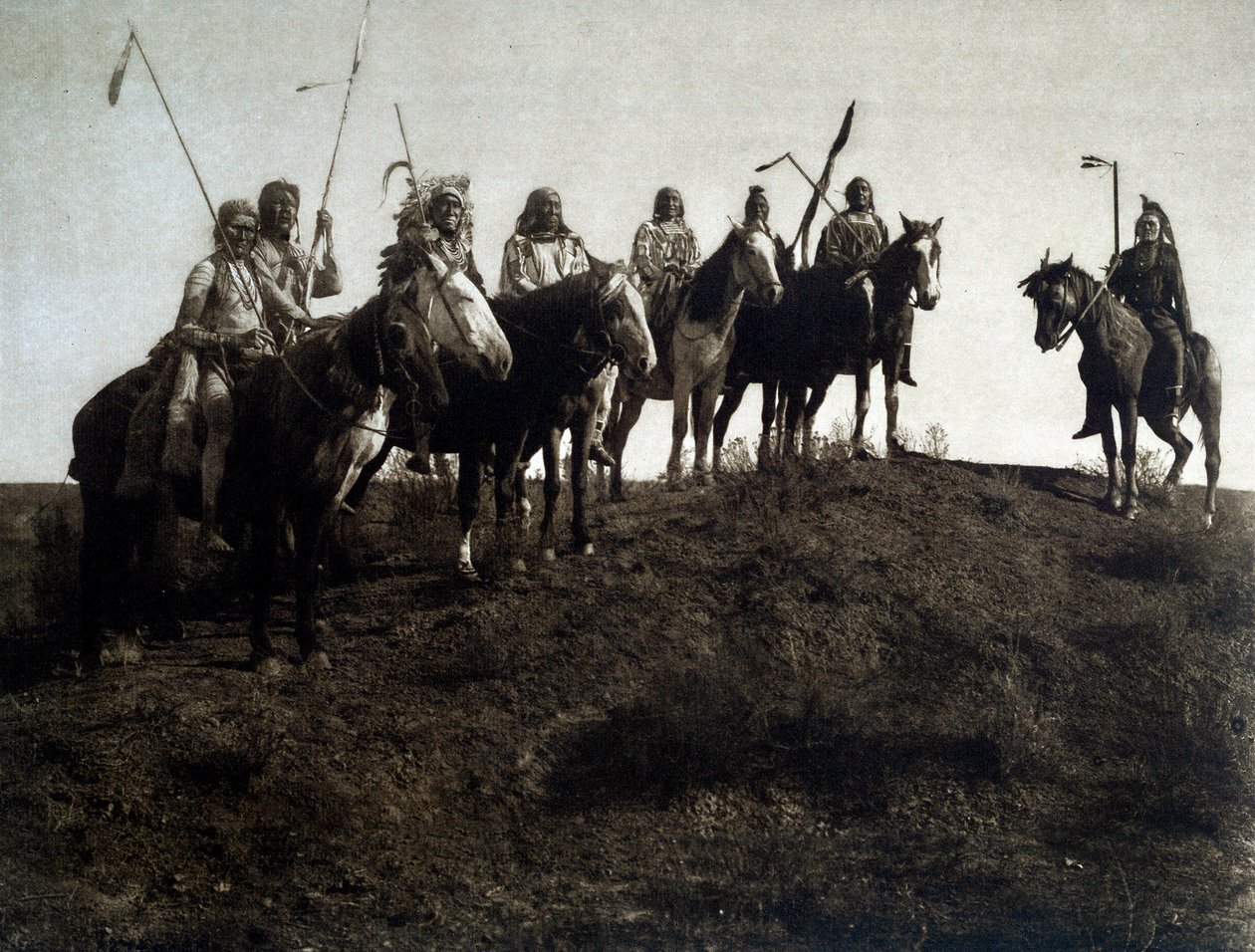 Indianie amerykańscy: wojownik apsaroke na koniu autorstwa Edward Sheriff Curtis
