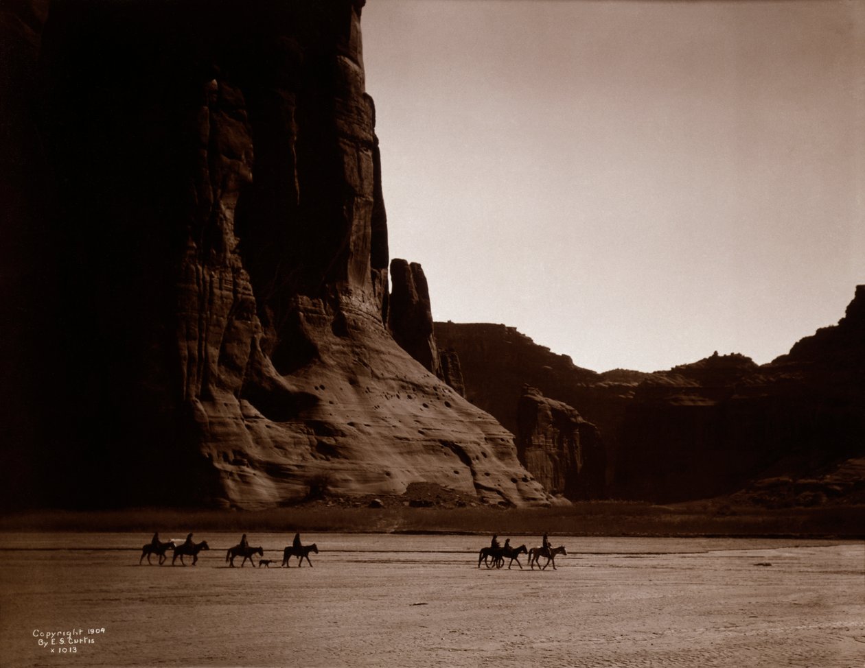 Canyon de Chelly - Navajo autorstwa Edwarda S. Curtisa autorstwa Edward Sheriff Curtis