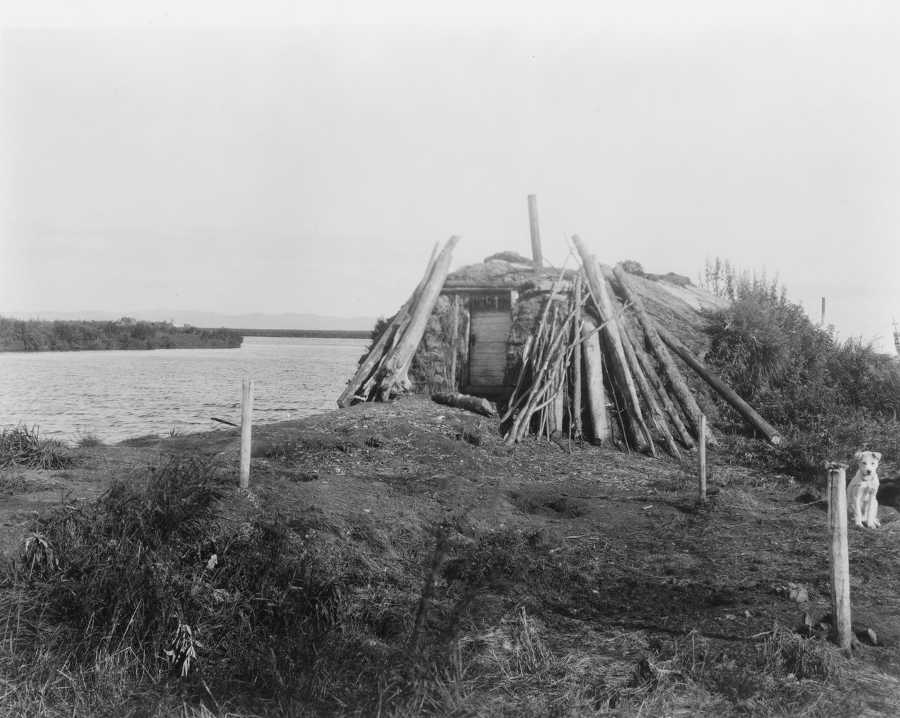 Nad rzeką Selawik, ok. 1929 r. (fot. czarno-białe) autorstwa Edward Sheriff Curtis