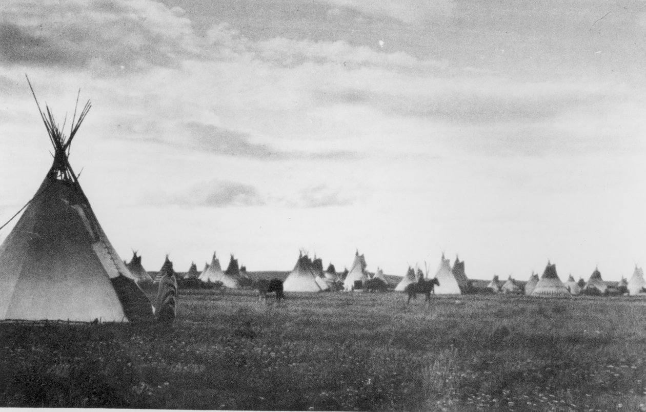 Obóz Piegan, z „Indian północnoamerykańskich” autorstwa Edward Sheriff Curtis