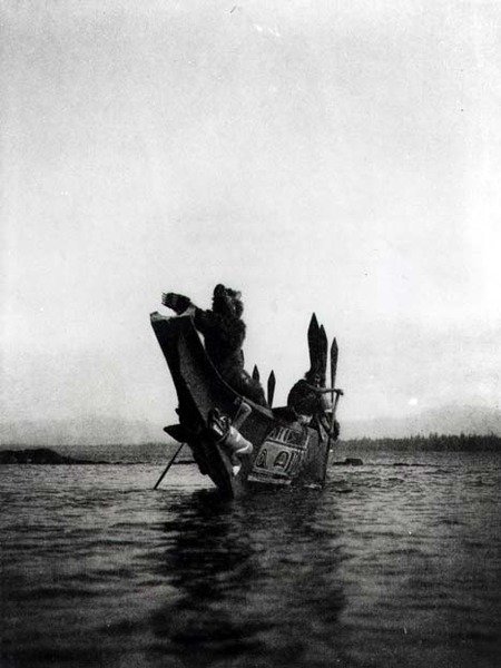 Goście weselni Tenaktak z „Indian północnoamerykańskich” autorstwa Edward Sheriff Curtis