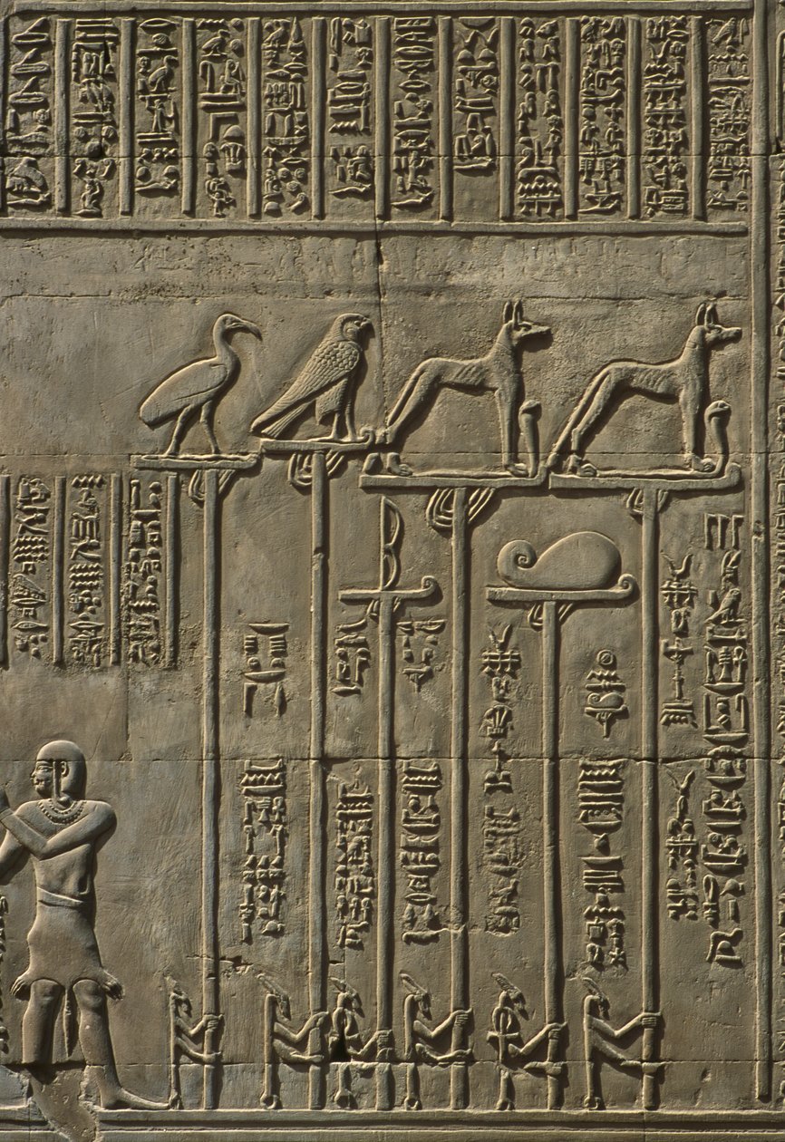 Fragment kamienia reliefowego autorstwa Egyptian