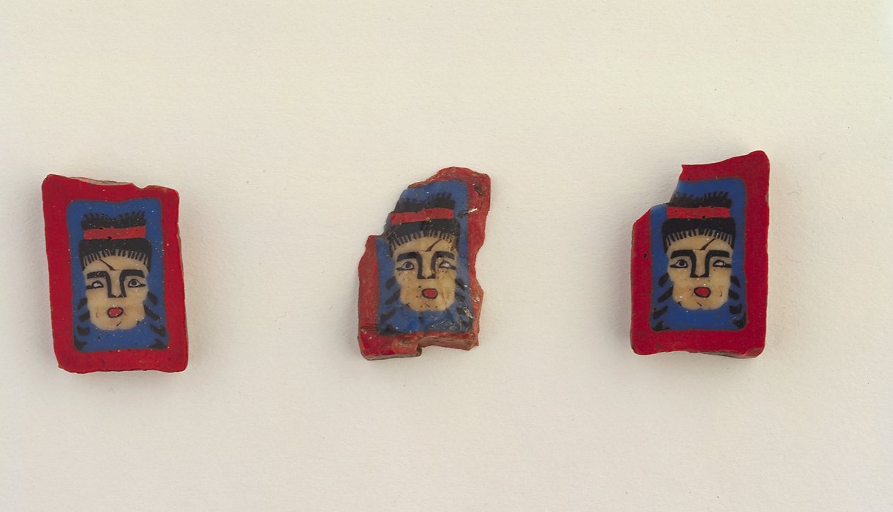 Trzy tablice mozaikowe, okres ptolemejski do okresu rzymskiego, 100 pne-100 ne (szkło) autorstwa Egyptian