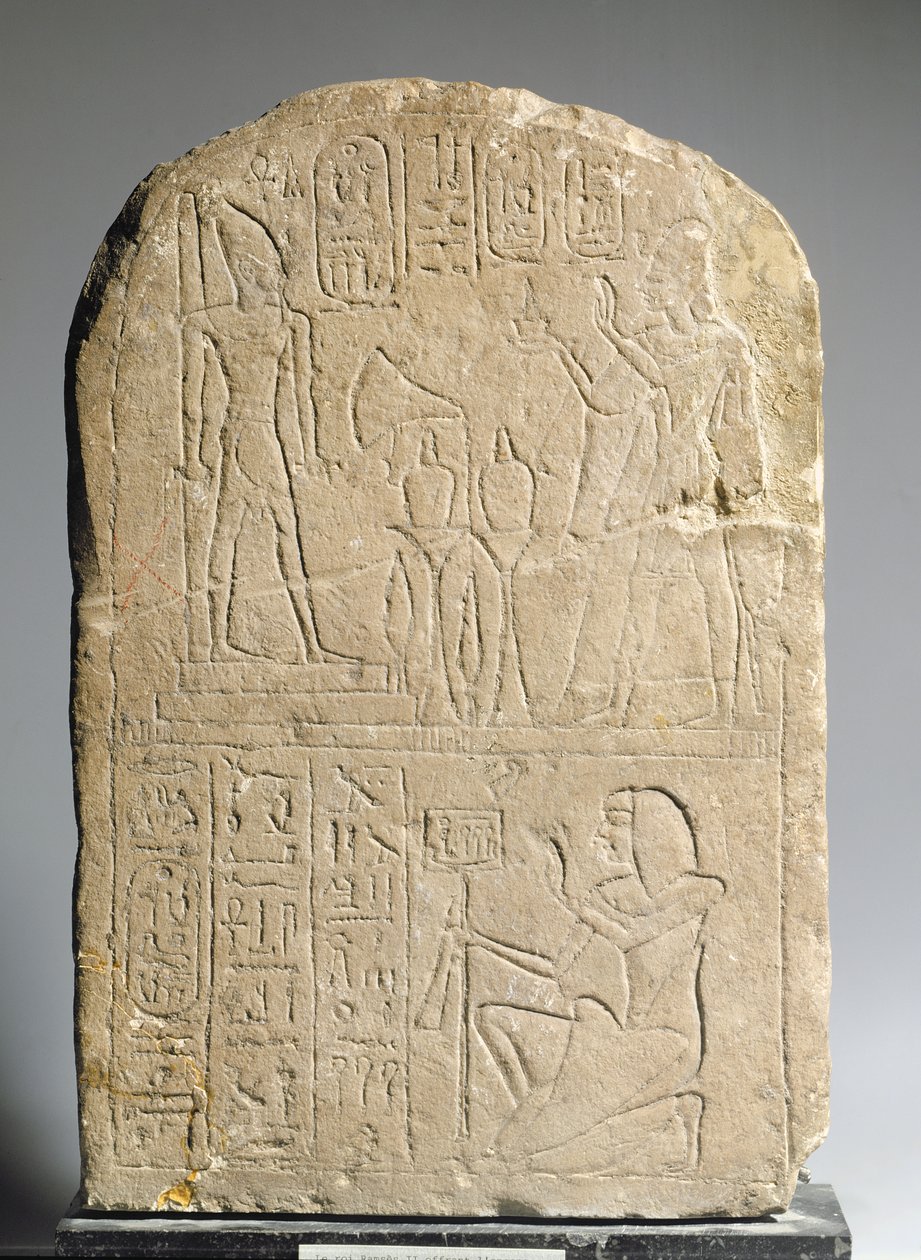 Stela przedstawiająca Ramzesa II ofiarującego kadzidło swojemu wizerunkowi Nowe Królestwo (wapień) autorstwa Egyptian 19th Dynasty