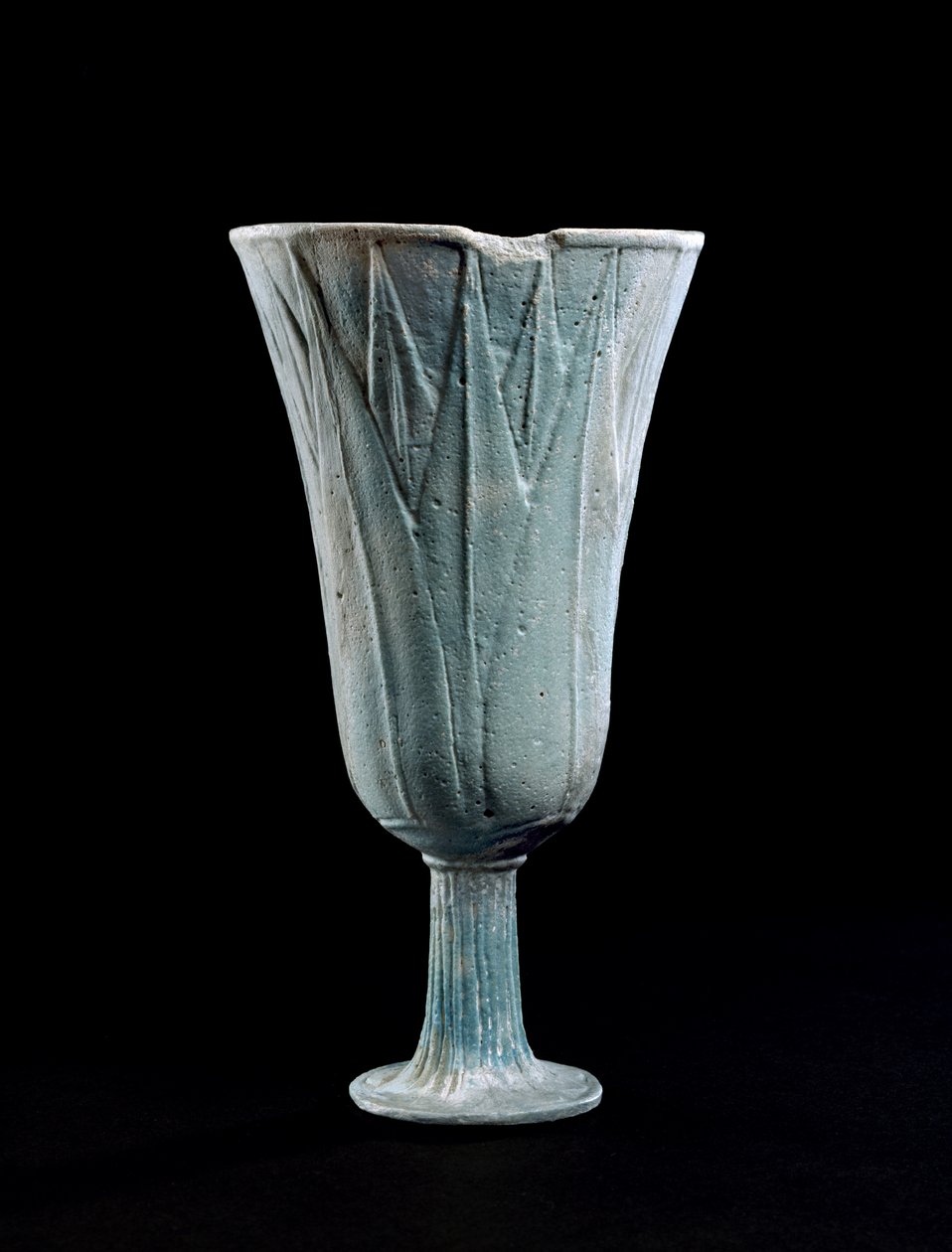 Fajansowy kielich w formie fajansu z kwiatu lotosu autorstwa Egyptian 22nd Dynasty
