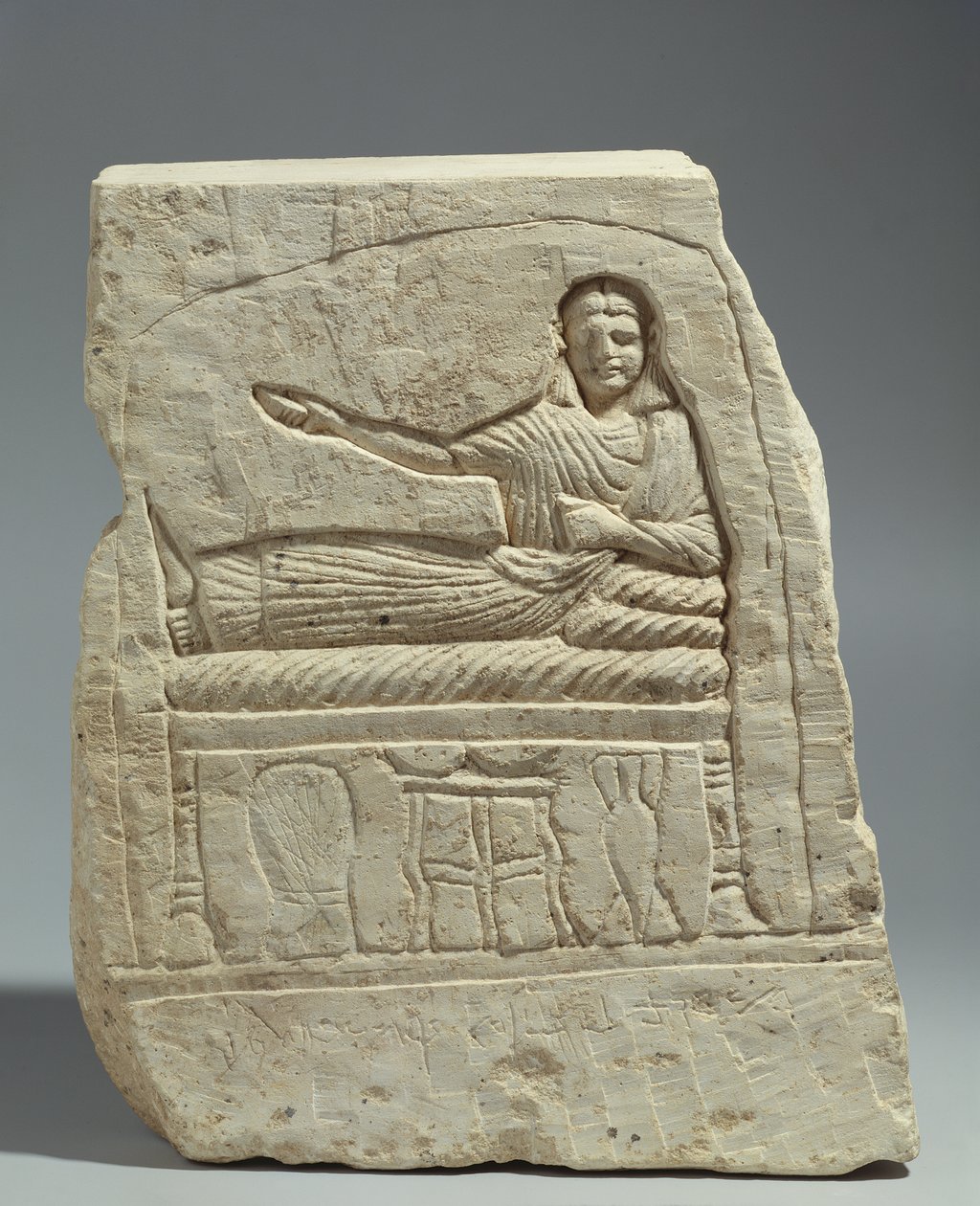 Stela nagrobna imienia pani Artemidy z Kom Abu Billo (wapień) autorstwa Egyptian Ptolemaic Period