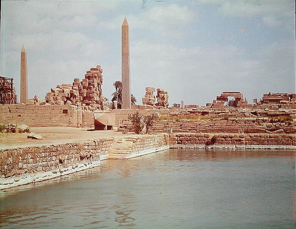 Widok na Święte Jezioro, Świątynia Amona autorstwa Egyptian