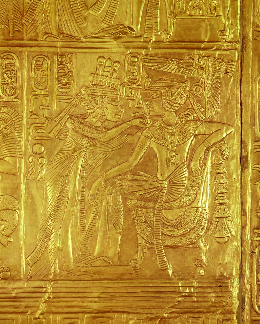 Szczegół ze Złotej Świątyni, z Grobowca Tutanchamona (ok. 1370-1352 pne) Nowe Królestwo (drewno pokryte zaprawą tynkarską pokryte złotą blachą) autorstwa Egyptian 18th Dynasty
