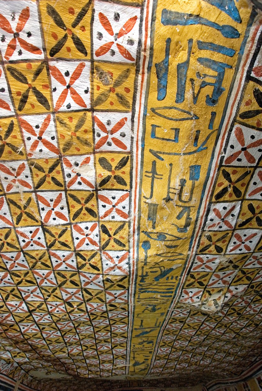 Starożytność egipska: sufit ozdobiony motywami geometrycznymi, Grób Roya (TT255). XVIII dynastia. Z Zachodniego Brzegu Luksoru, Egipt autorstwa Egyptian 18th Dynasty