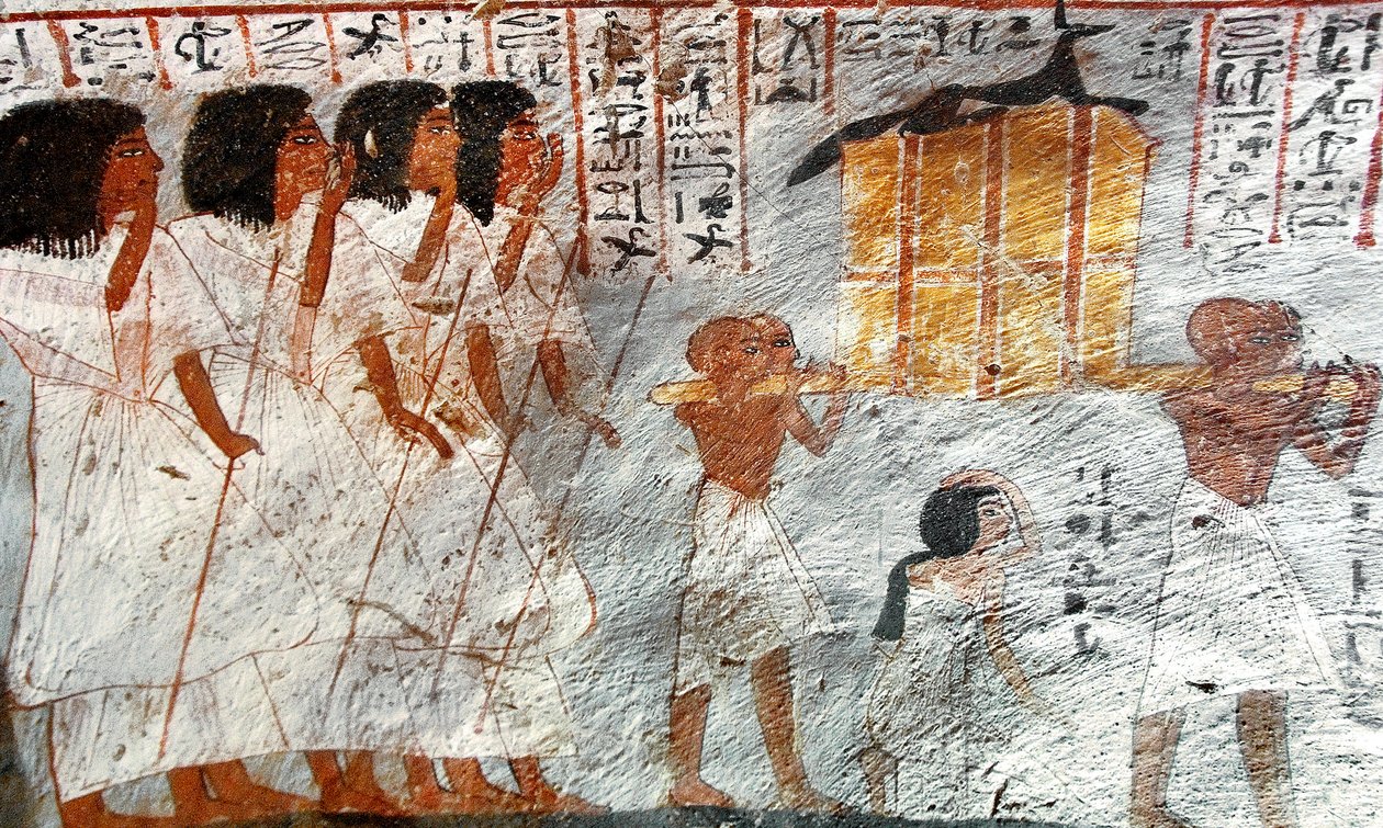 Starożytność egipska: procesja z nosicielami naczyń z baldachimem służących do zbierania wnętrzności zmarłego. Malowanie grobu Roya autorstwa Egyptian 18th Dynasty