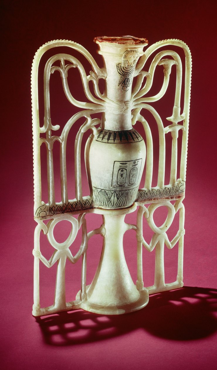 Kwiatowy słoik na maść z grobowca Tutanchamona (ok. 1370-1352 pne) Nowe Królestwo (alabaster) (patrz także 59230) autorstwa Egyptian 18th Dynasty