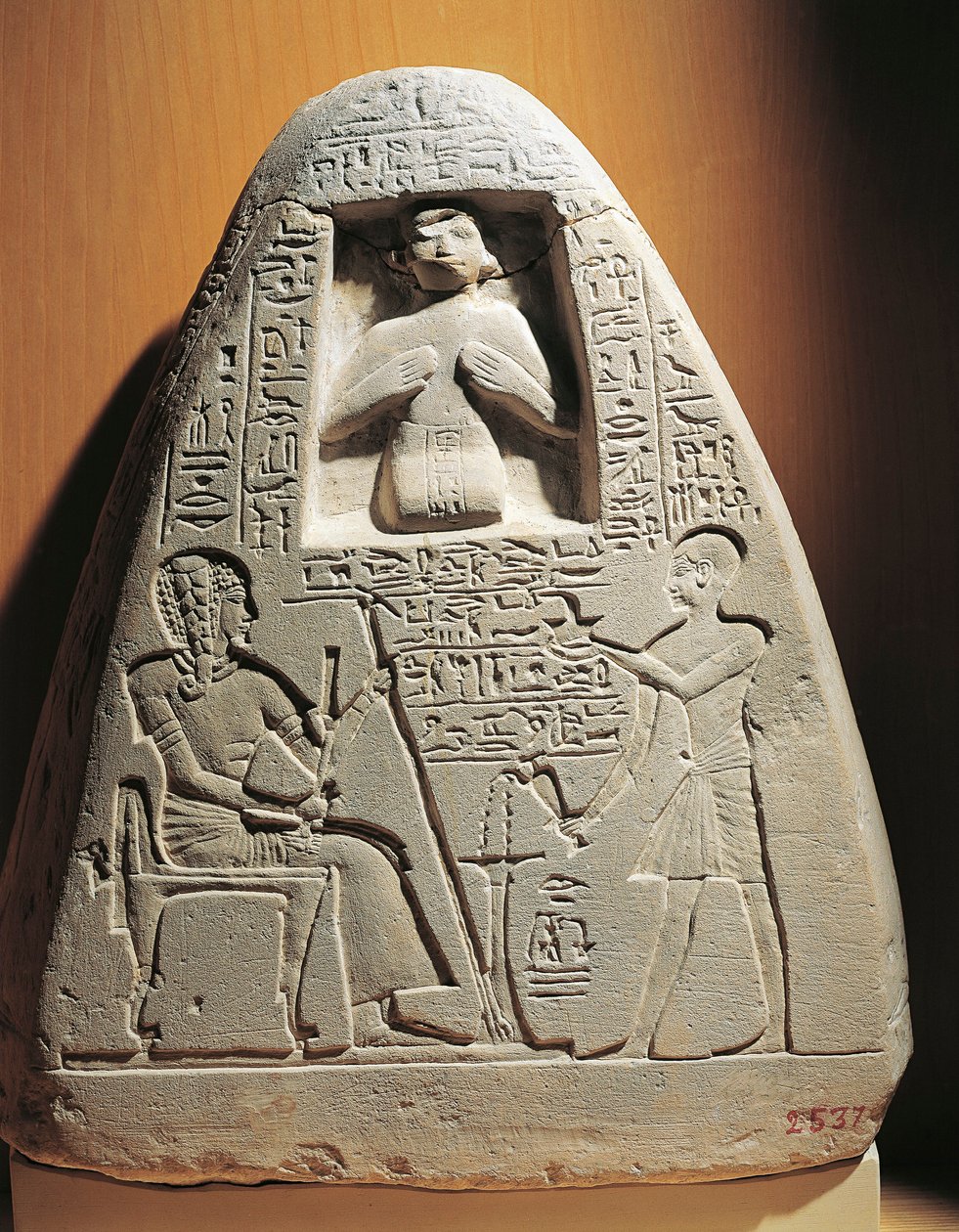Wapienna stela pogrzebowa arcykapłana Ptahmose z Sakkary autorstwa Egyptian 18th Dynasty