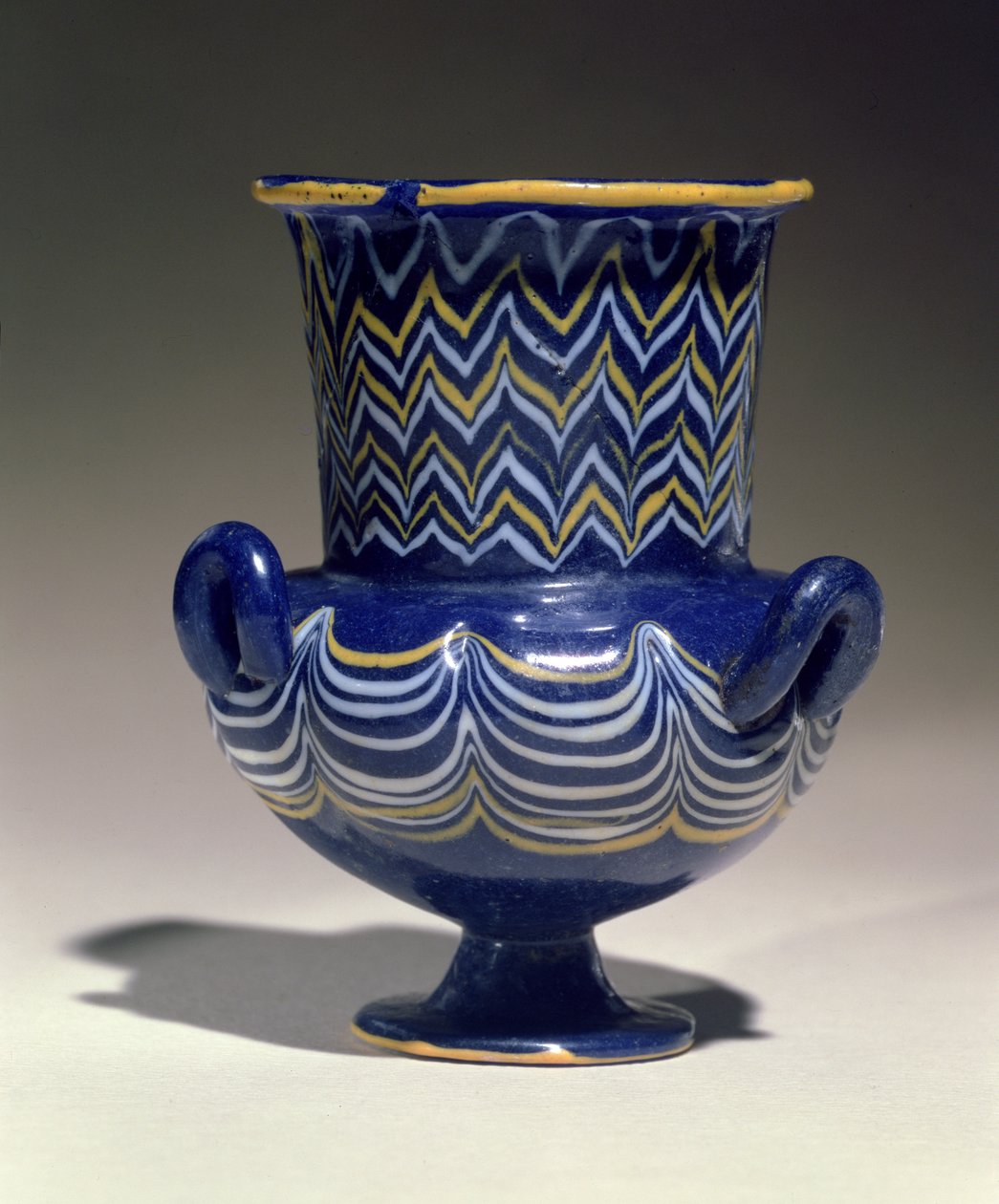 Krateriskos, z Sakkary, Nowe Królestwo (szkło) autorstwa Egyptian 18th Dynasty