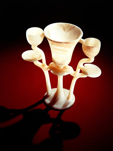 Lampa w formie trzech kwiatów lotosu, z grobowca Tutanchamona, Nowe Królestwo (alabaster) autorstwa Egyptian 18th Dynasty