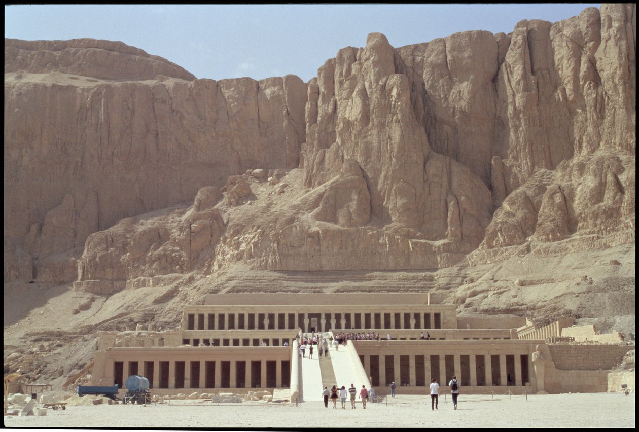 Świątynia grobowa królowej Hatszepsut (ok. 1503-1482 pne) Nowe Królestwo autorstwa Egyptian 18th Dynasty