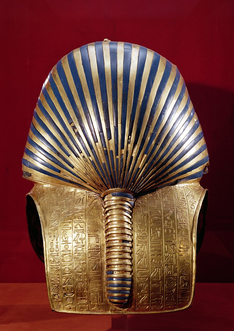 Tył złotej maski, ze Skarbu Tutanchamona (ok. 1370-1352 pne) Nowe Królestwo, ok. 1340 pne (złoto inkrustowane kamieniami półszlachetnymi) autorstwa Egyptian 18th Dynasty