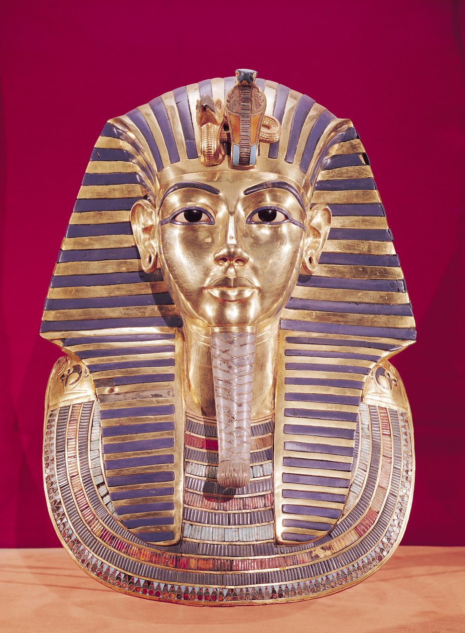 Maska pogrzebowa Tutanchamona (ok. 1370-1352 pne) ok. 1336-1327 pne, Nowe Królestwo (złoto inkrustowane kamieniami półszlachetnymi) autorstwa Egyptian 18th Dynasty