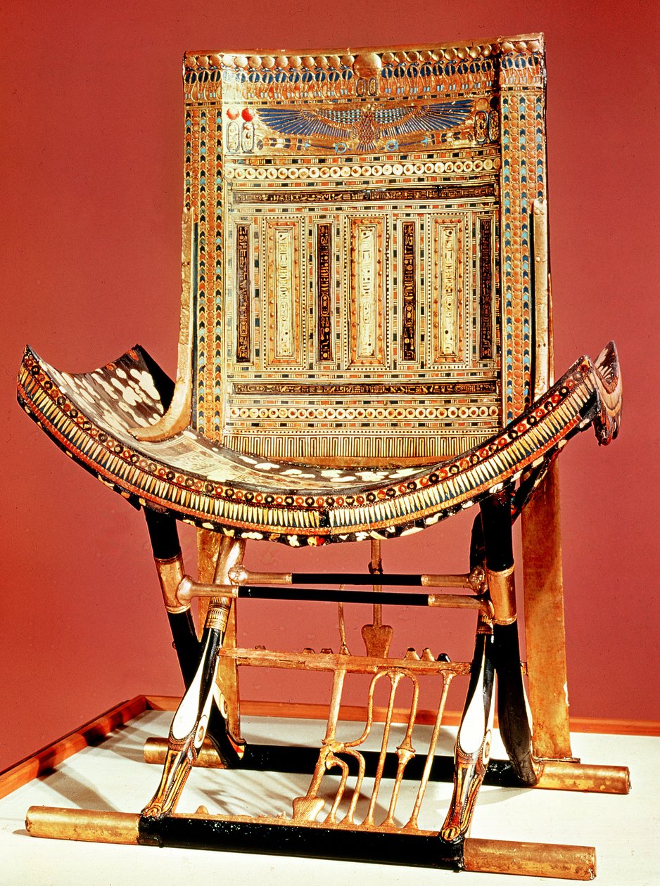 Tron kościelny faraona, z grobu Tutanchamona (ok. 1370-52 pne) Nowe Królestwo (inkrustowane drewno) (patrz także 59232) autorstwa Egyptian 18th Dynasty