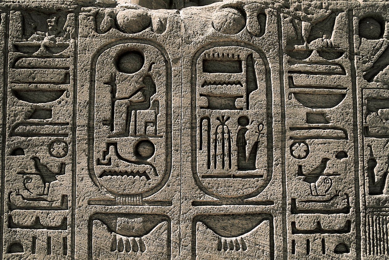 Starożytność Egipska: relief Świątyni Ramzesa II. 1271-1256 p.n.e., Abu Simbel, Asuan, Egipt autorstwa Egyptian 19th Dynasty