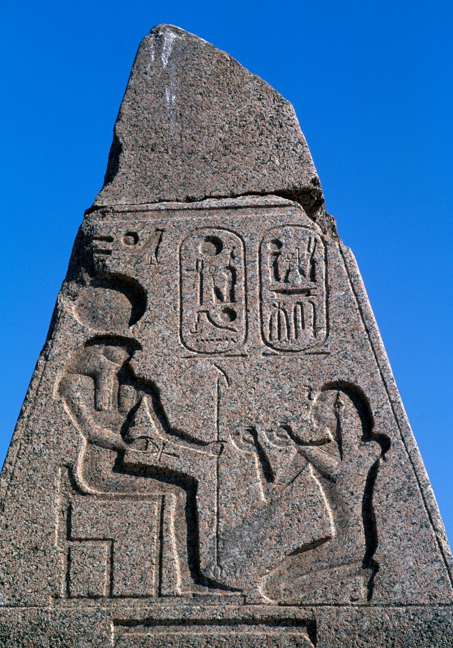 Obelisk z płaskorzeźbami i inskrypcjami Ramzesa II, Wielka Świątynia Amona, Tanis, Egipt, cywilizacja egipska, Nowe Państwo, dynastia XIX autorstwa Egyptian 19th Dynasty