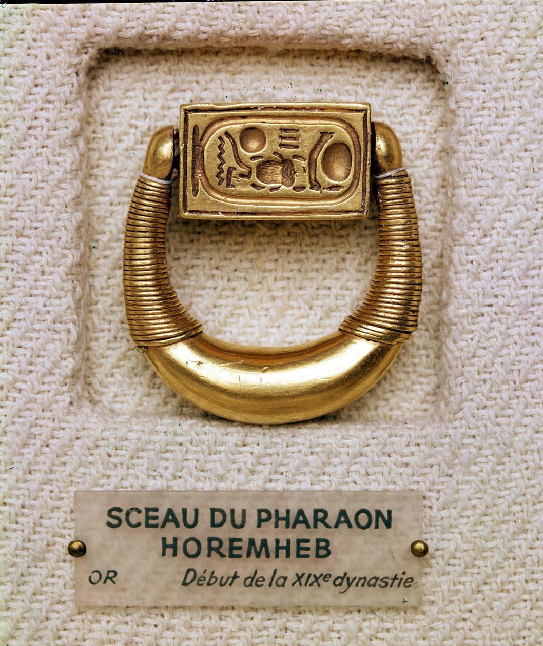 Pierścień z pieczęcią generała Horemheba (ok. 1323-1295 pne) Nowe Królestwo (złoto) autorstwa Egyptian 19th Dynasty