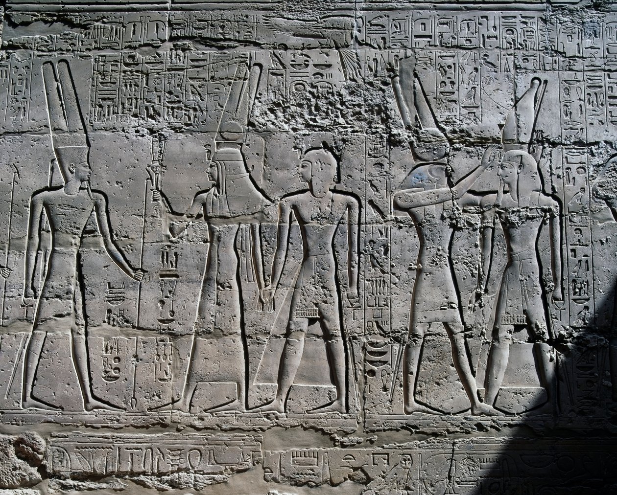 Sceny ofiar bogom, płaskorzeźba, wewnętrzne ściany Wielkiej Sali Hypostylowej, kompleks świątynny w Karnaku (Lista Światowego Dziedzictwa UNESCO) autorstwa Egyptian 19th Dynasty