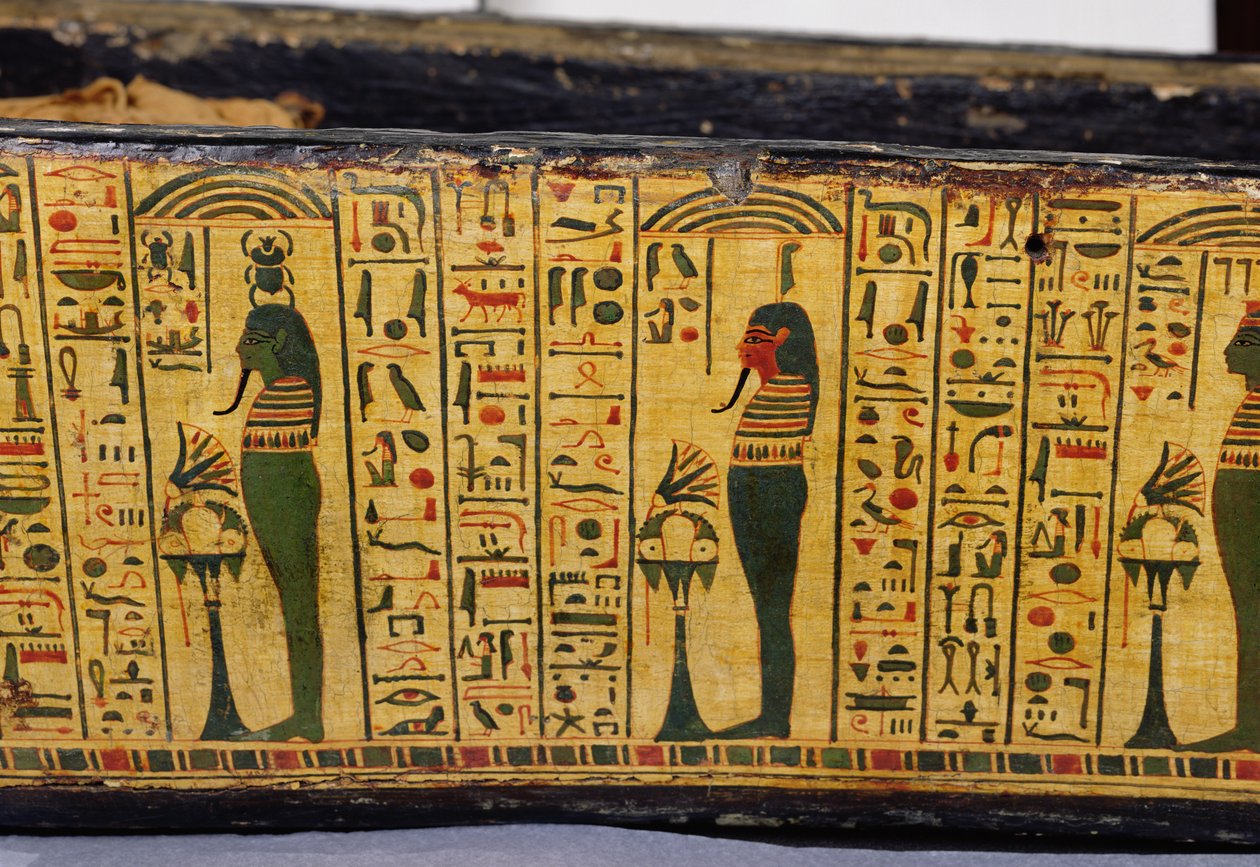 Szczegół zewnętrznej podstawy trumny mumii Nesyamona, prawdopodobnie znaleziony w Deir El-Bahri, Nowe Królestwo, ok. 1100 pne (malowane drewno) autorstwa Egyptian 20th Dynasty