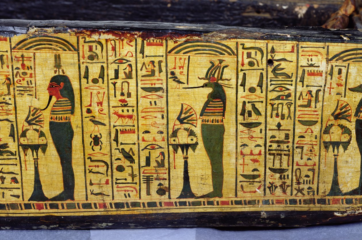 Szczegół zewnętrznej podstawy trumny mumii Nesyamona, prawdopodobnie znaleziony w Deir El-Bahri, Nowe Królestwo, ok. 1100 pne (malowane drewno) autorstwa Egyptian 20th Dynasty