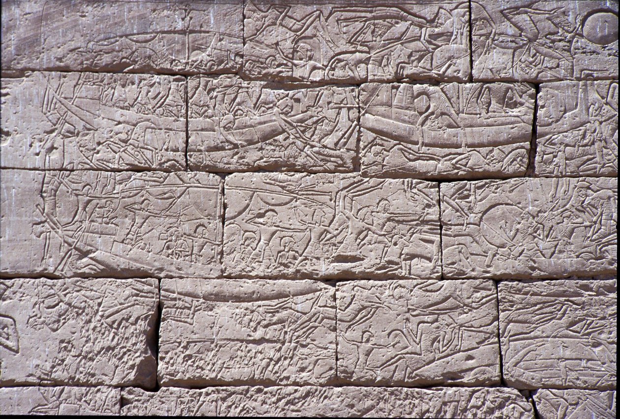 Ludzie morza, bitwa morska pod Ramzesem III, Medinet Habu, kamień 1195-64 pne autorstwa Egyptian 20th Dynasty