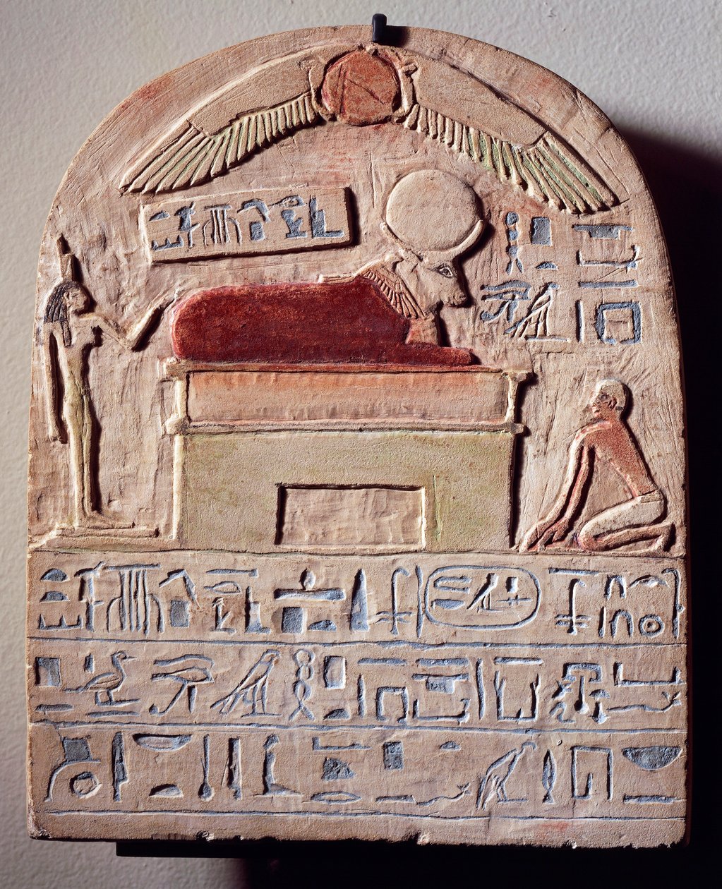 Malowana wapienna stela boga Apisa autorstwa Egyptian 21st Dynasty