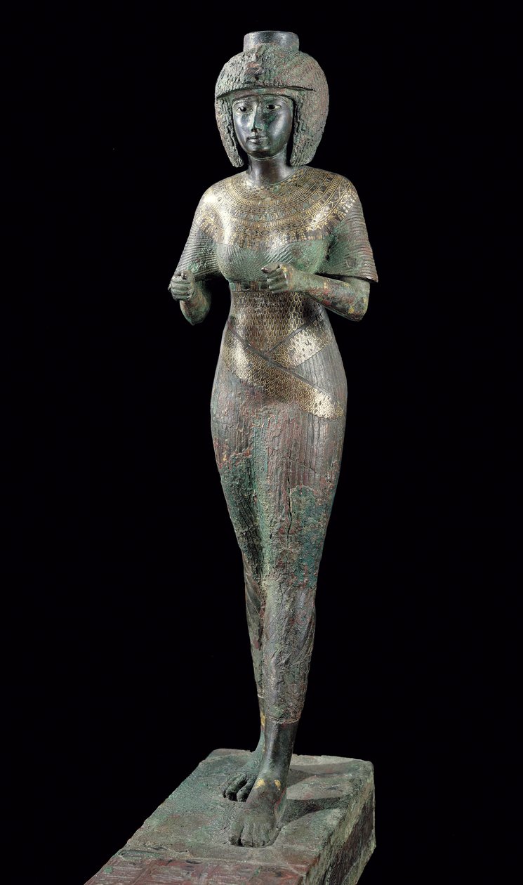 Posąg Boskiej Adoratorki Karomamy, III Okres Przejściowy (brąz ze złotem, srebrem i elektrum) (patrz także 127647) autorstwa Egyptian 22nd Dynasty