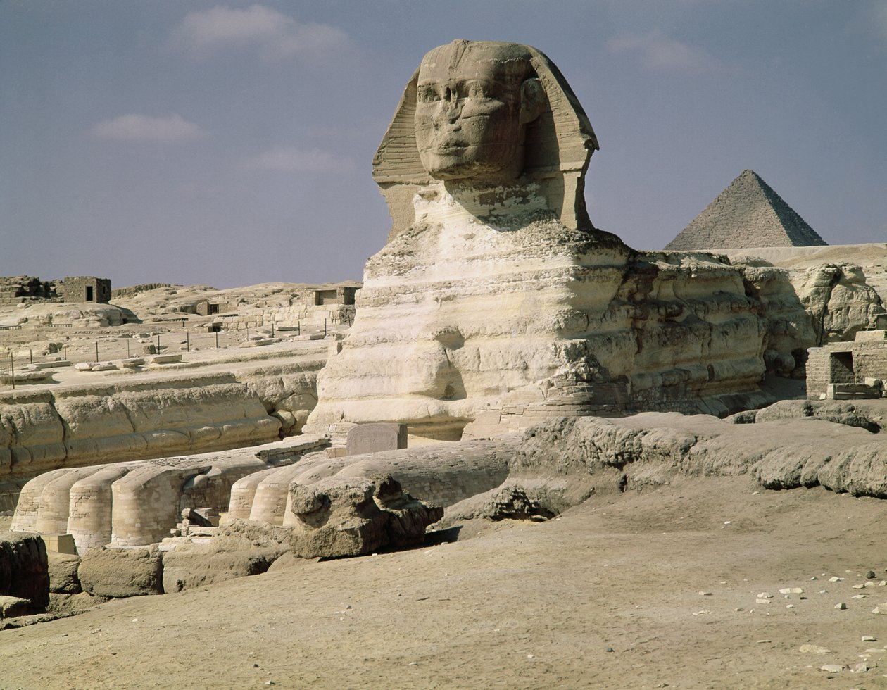 Widok z północnego wschodu na Sfinksa, pochodzący z czasów panowania króla Chefrena, Stare Królestwo, 2600-2500 p.n.e. autorstwa Egyptian 4th Dynasty