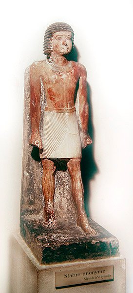 Posąg stojącego mężczyzny z białym shenti (malowany wapień) autorstwa Egyptian 5th Dynasty