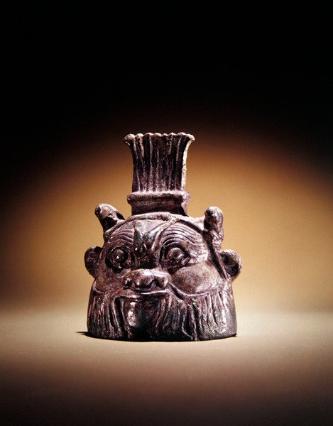 Dzwonek w formie Bes (brąz) autorstwa Egyptian Ptolemaic Period