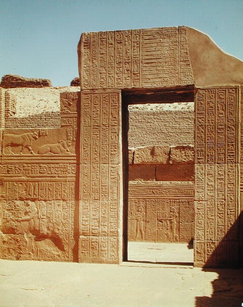 Brama do Trzeciej Sali Hipostylowej autorstwa Egyptian Ptolemaic Period