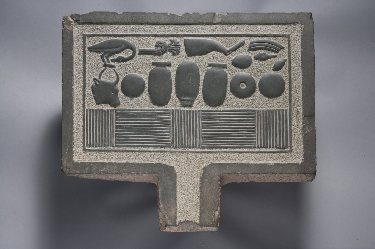 Tabela ofert (szarogłaz) autorstwa Egyptian Ptolemaic Period
