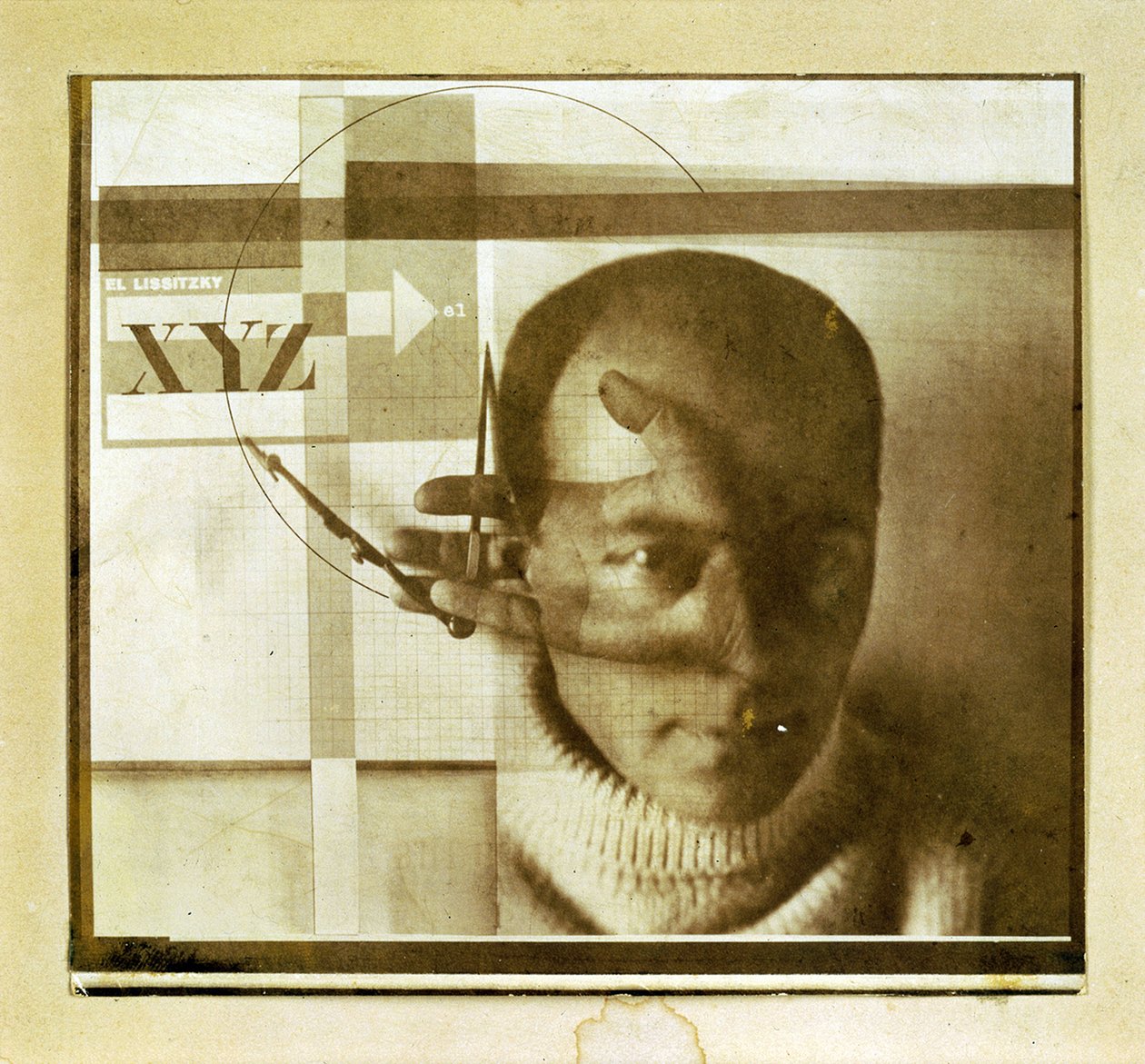 Konstruktor (Autoportret) - fotografia de Lazar Lissitzky dit El Lissitzky (Lissitsky ou Lissitski) (1890-1941) - 1924 - Fotografia - Van Abbemuseum, Eindhoven autorstwa Eliezer Markowich Lissitzky